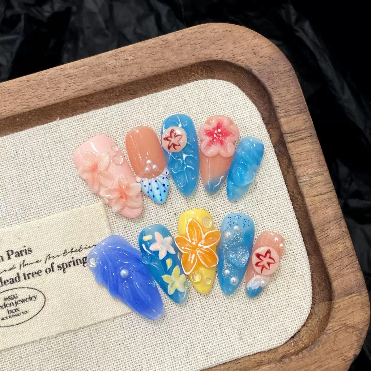 Multiple Styles Press On Nails Glossy Fake Nails Reusable Artificial Nail Tips