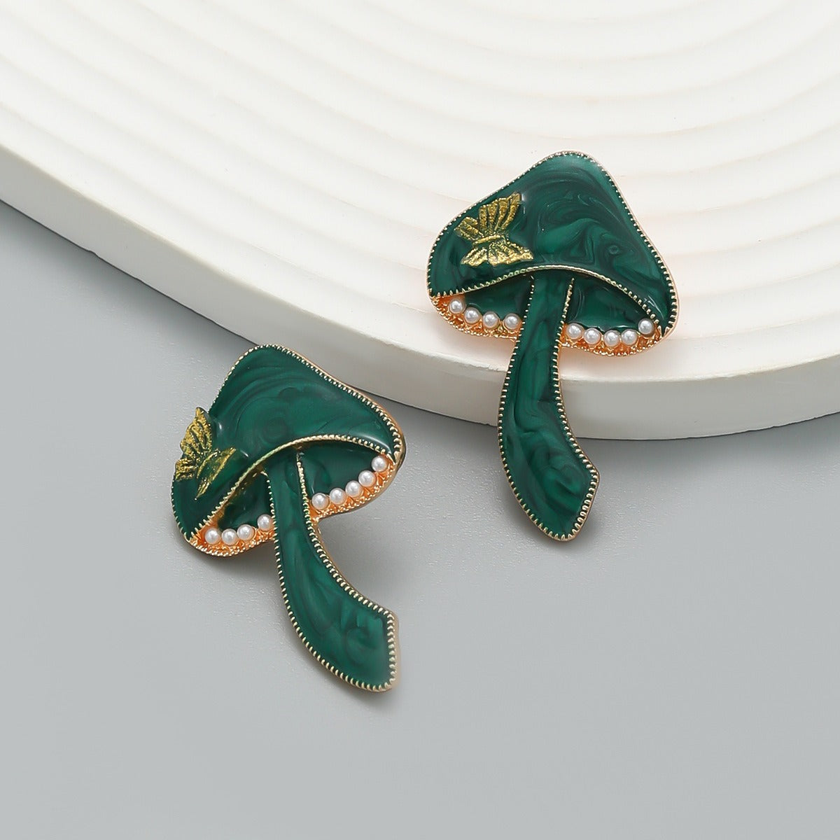 Female fashion niche mushroom earrings for earrings-5