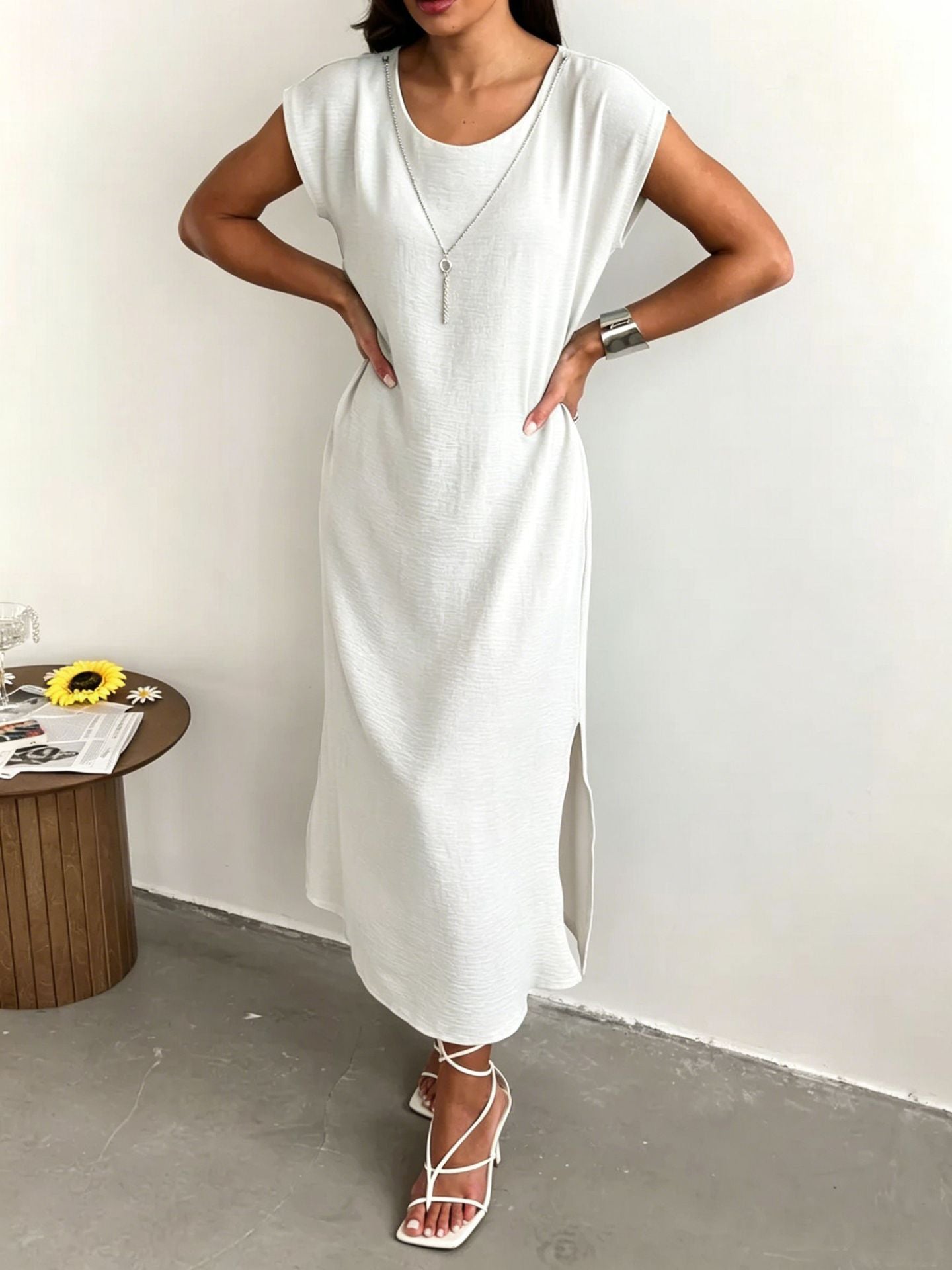 Sleeveless slim fit dress for women-3