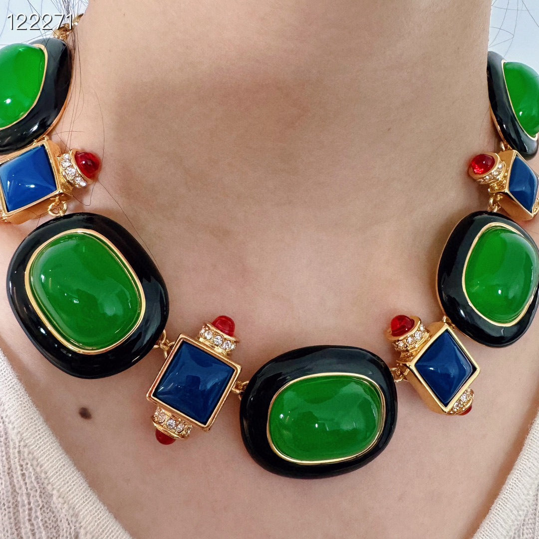 Medieval retro emerald glass exaggerated high-end niche necklace-1