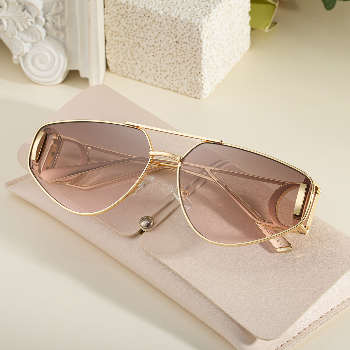 New Fashion Cat Eye Sunglasses for Women, Trendy and Stylish Outdoor Street Sun Protection Sunglasses for Women-3