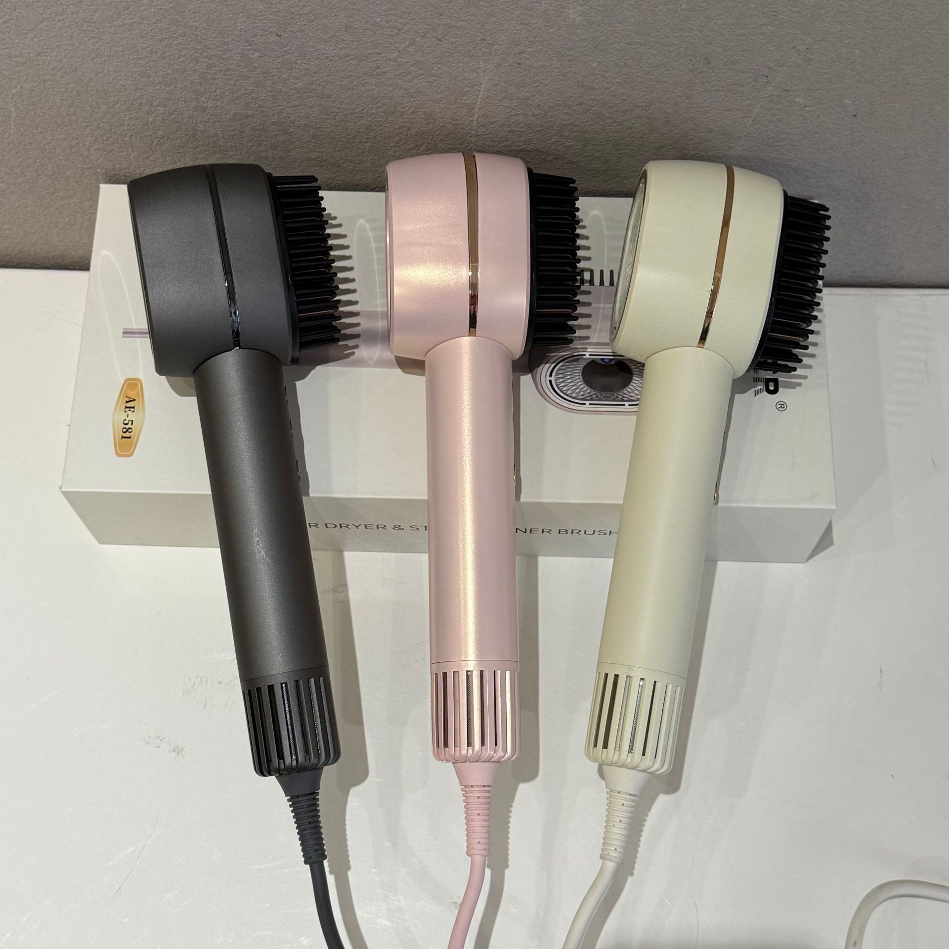 High-speed Negative Ion Hair Straightener Brush 1500 Watt Portable Home Hair Dryer
