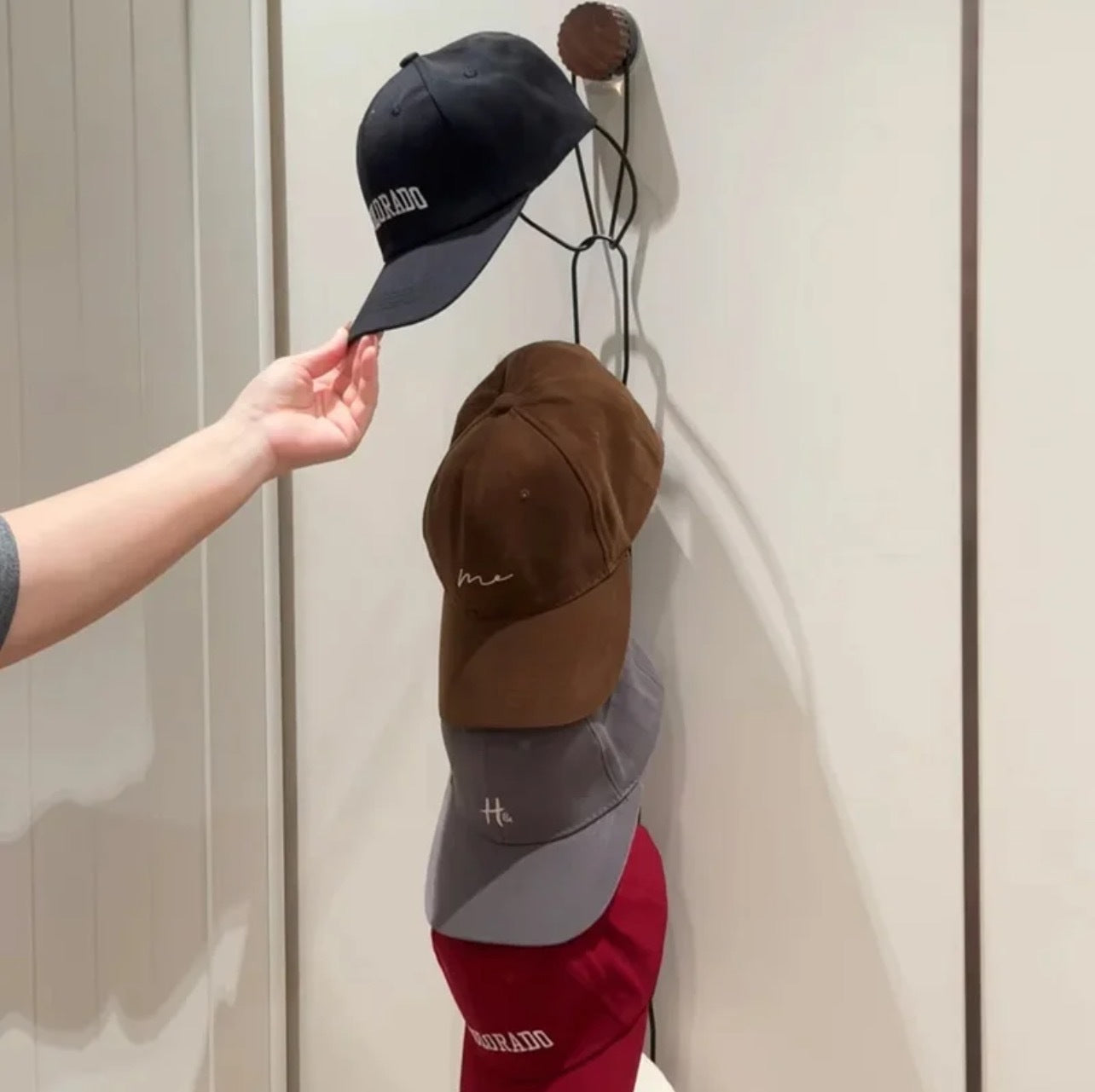 Walnut Suction Hat Hook-5
