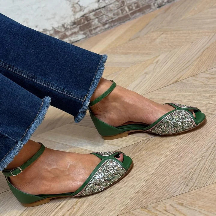 BRYNLEE | FLAT SANDAL WITH ANKLE STRAP-1