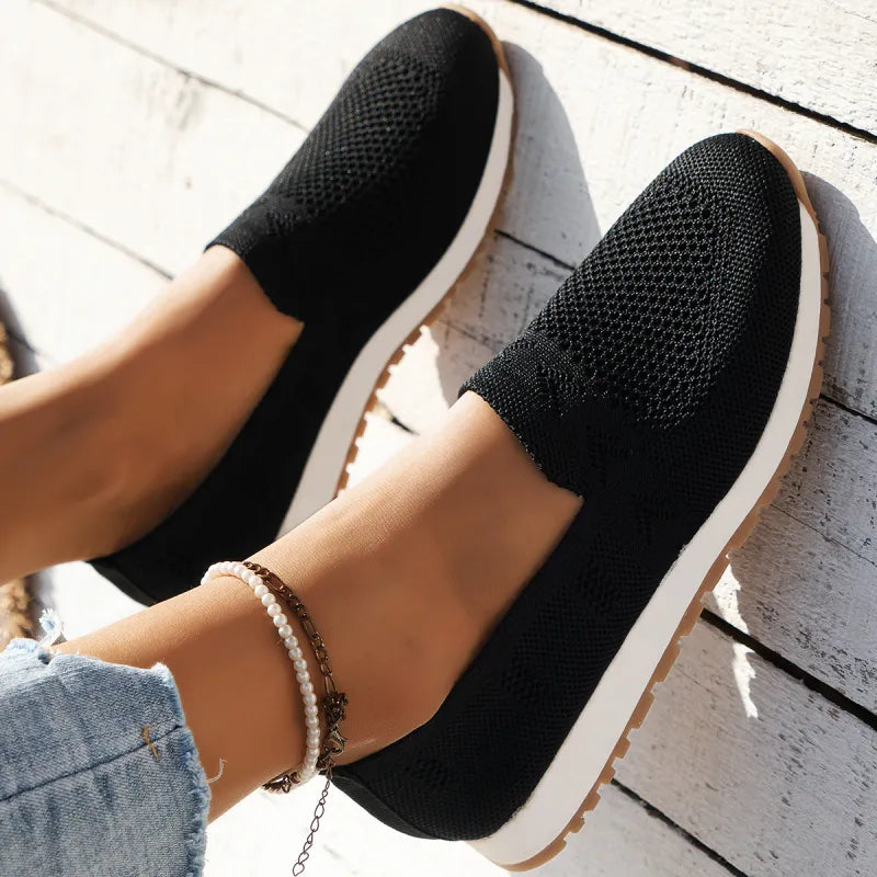 April | Women's Slip-On Knit Flat-1
