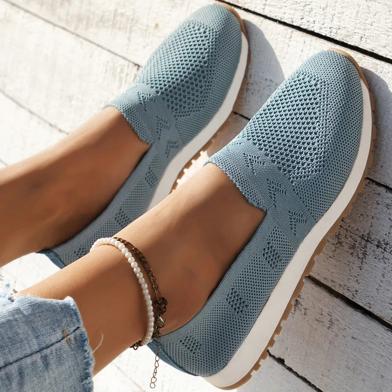 April | Women's Slip-On Knit Flat-3