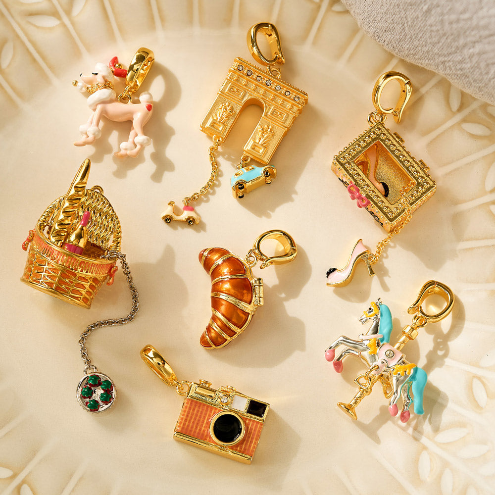 Fizz & Rizz by Yorkett Jewelry Mystery Box with Amelia Collectible Themed Charms Chain Bracelet Adjustable Pendant-1