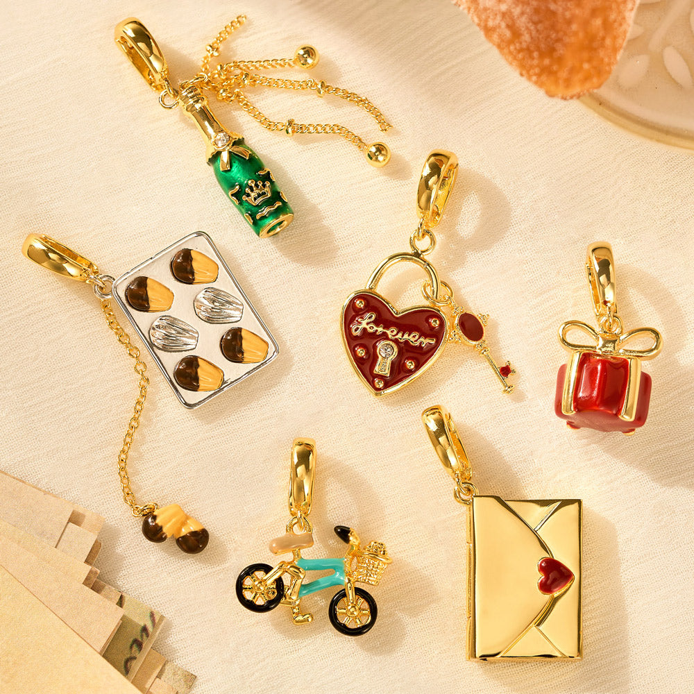 Fizz & Rizz by Yorkett Jewelry Mystery Box with Amelia Collectible Themed Charms Chain Bracelet Adjustable Pendant-2